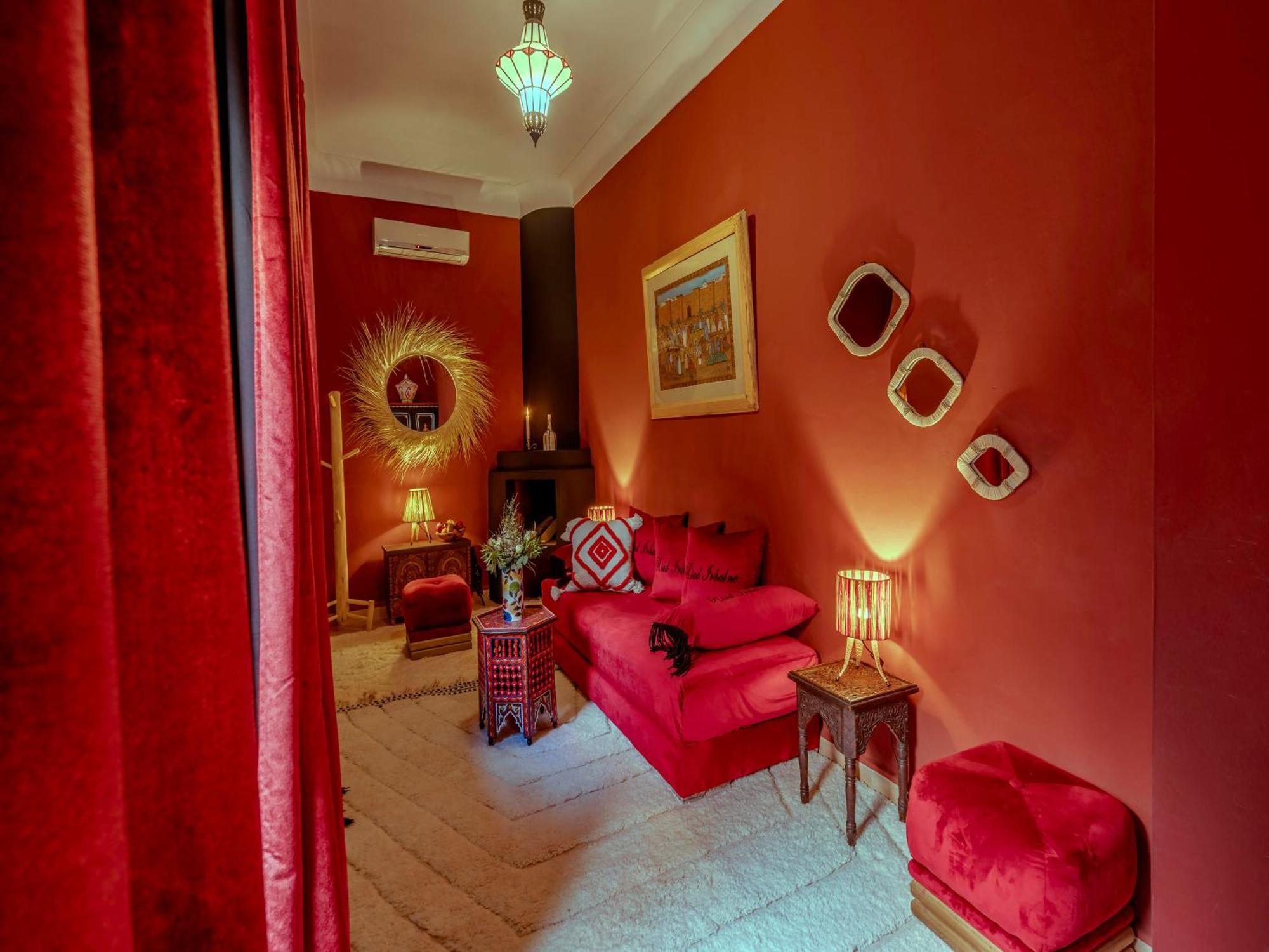 رياد Irhalne 3*