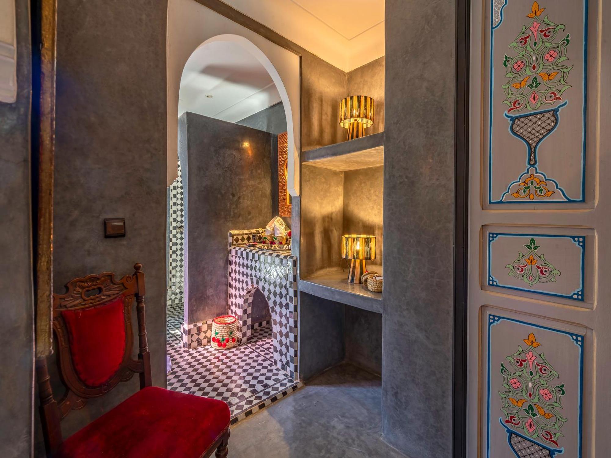 Irhalne رياد 3*
